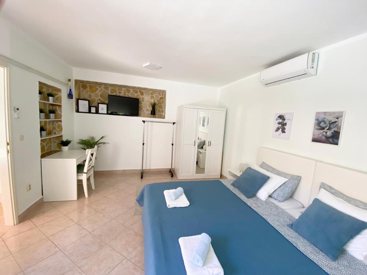 Apartments Centurio Pula Exterior photo