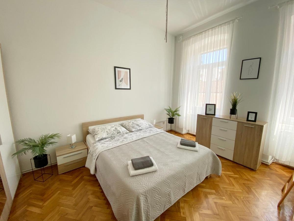 Apartments Centurio Pula Exterior photo