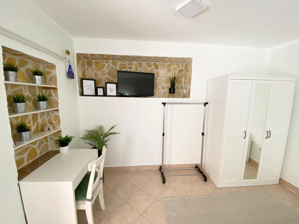 Apartments Centurio Pula Exterior photo