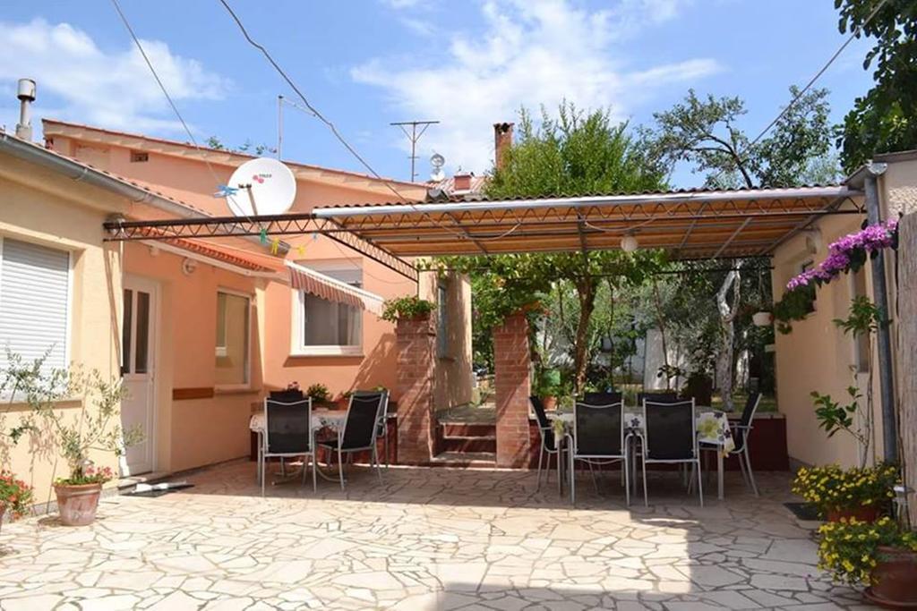 Apartments Centurio Pula Exterior photo